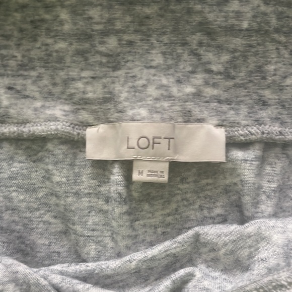 Brand new loft top off the shoulder - Picture 3 of 3